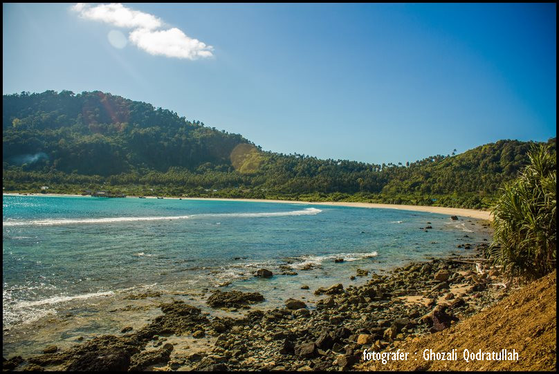 pantai di desa meulingge dari pantai rinon pantai di desa meulingge dari pantai rinon